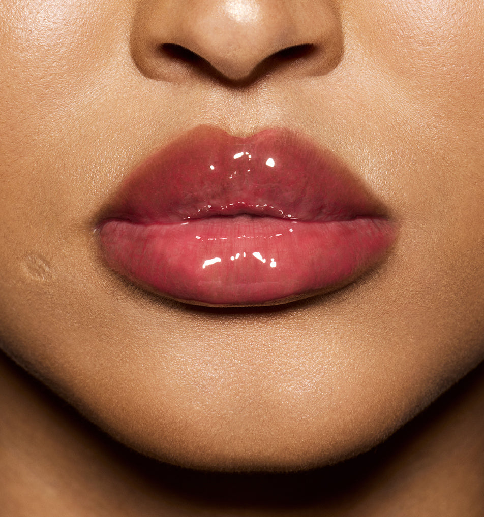 Play in Pink | Look 9 Gloss Bomb Heat - Hot Cherry